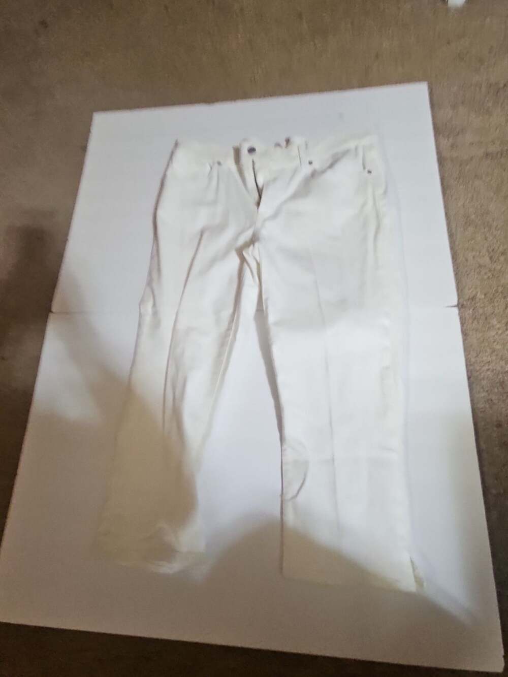 Levi's Classic Capri Size 31 White Jeans